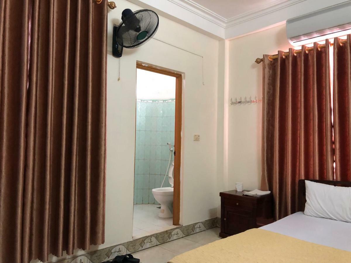 V A Motel Hai Phong Bagian luar foto