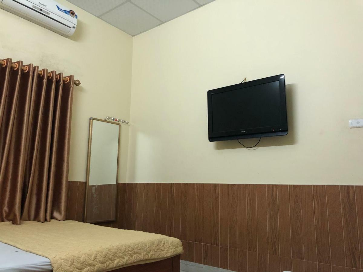 V A Motel Hai Phong Bagian luar foto