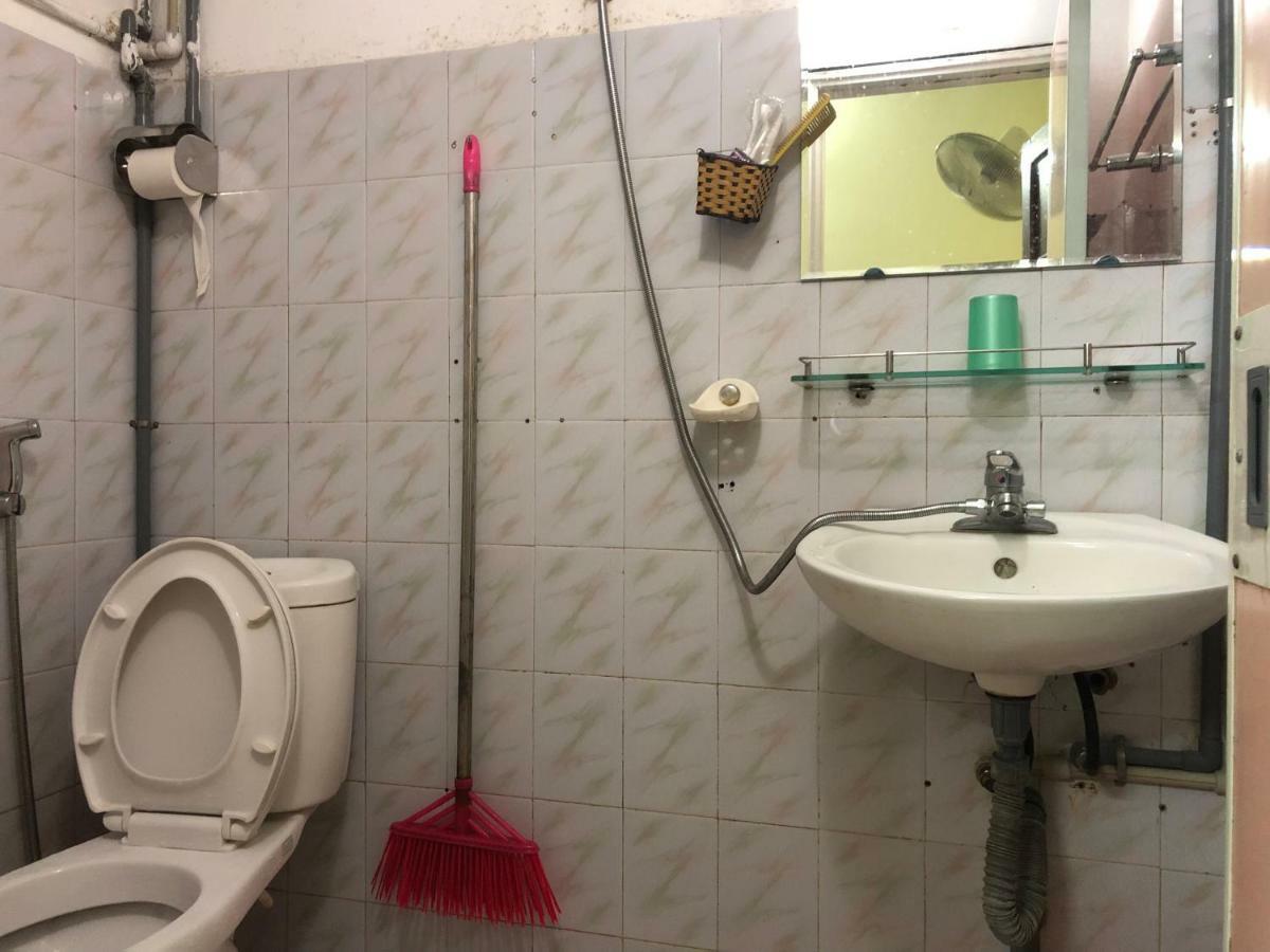 V A Motel Hai Phong Bagian luar foto